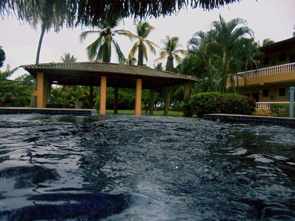Delfin Beach Front Resort Esterillos Exterior foto